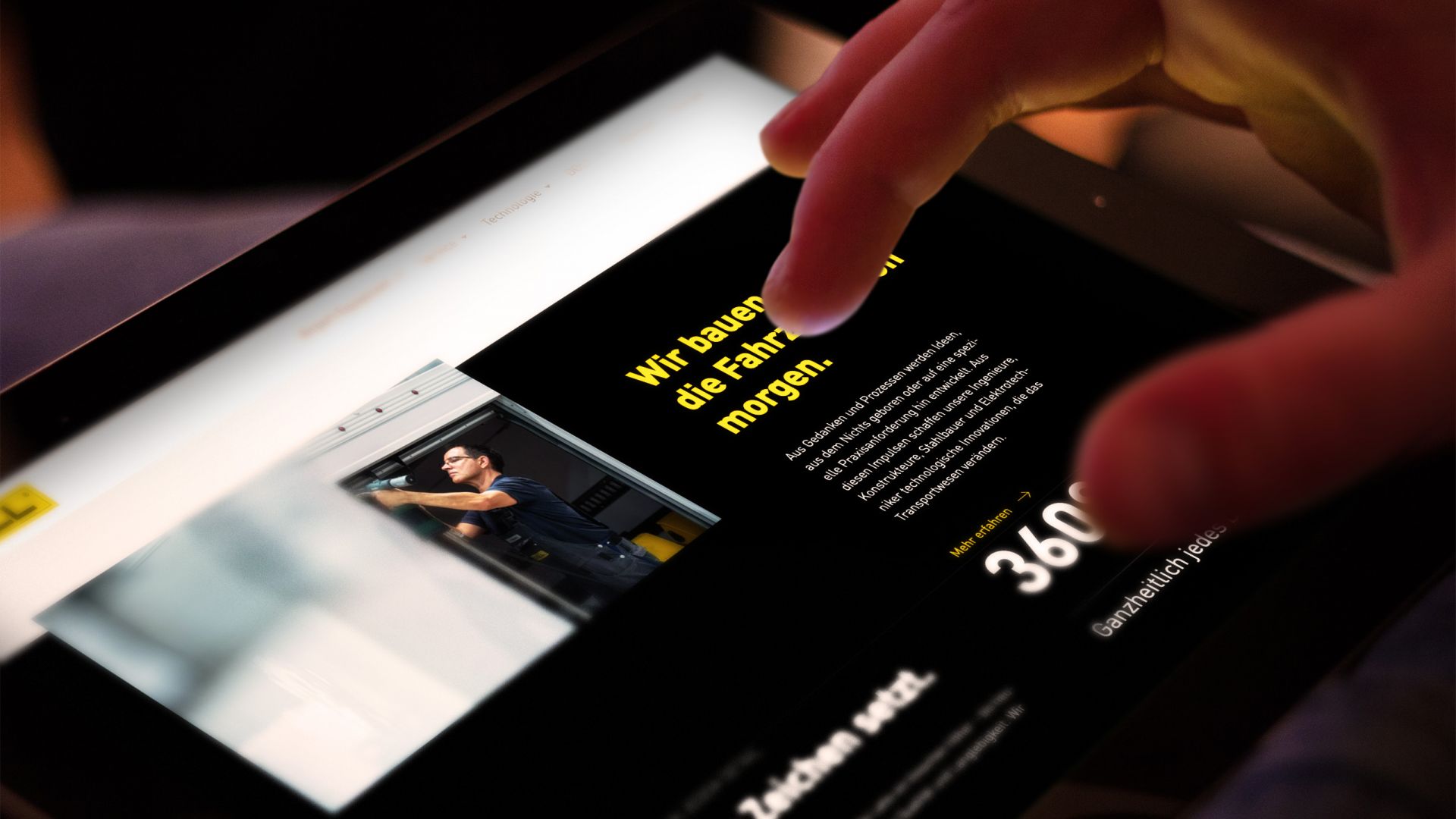 DOLL Website auf iPad – SICHTWECHSEL Marken- und Designagentur aus Offenburg, Werbeagentur, Marketing, Beratung